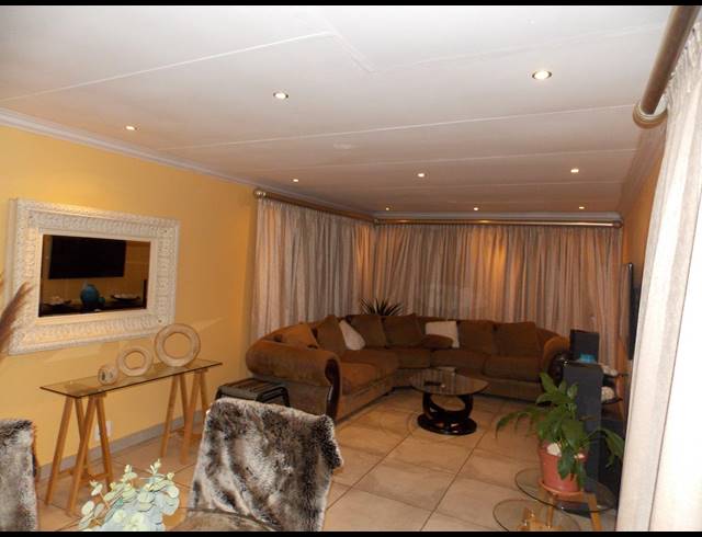 3 BEDROOM HOUSE SOLD IN CHANTELLE
